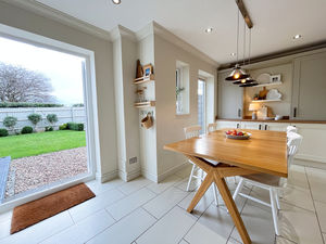 Photo 13- click for photo gallery